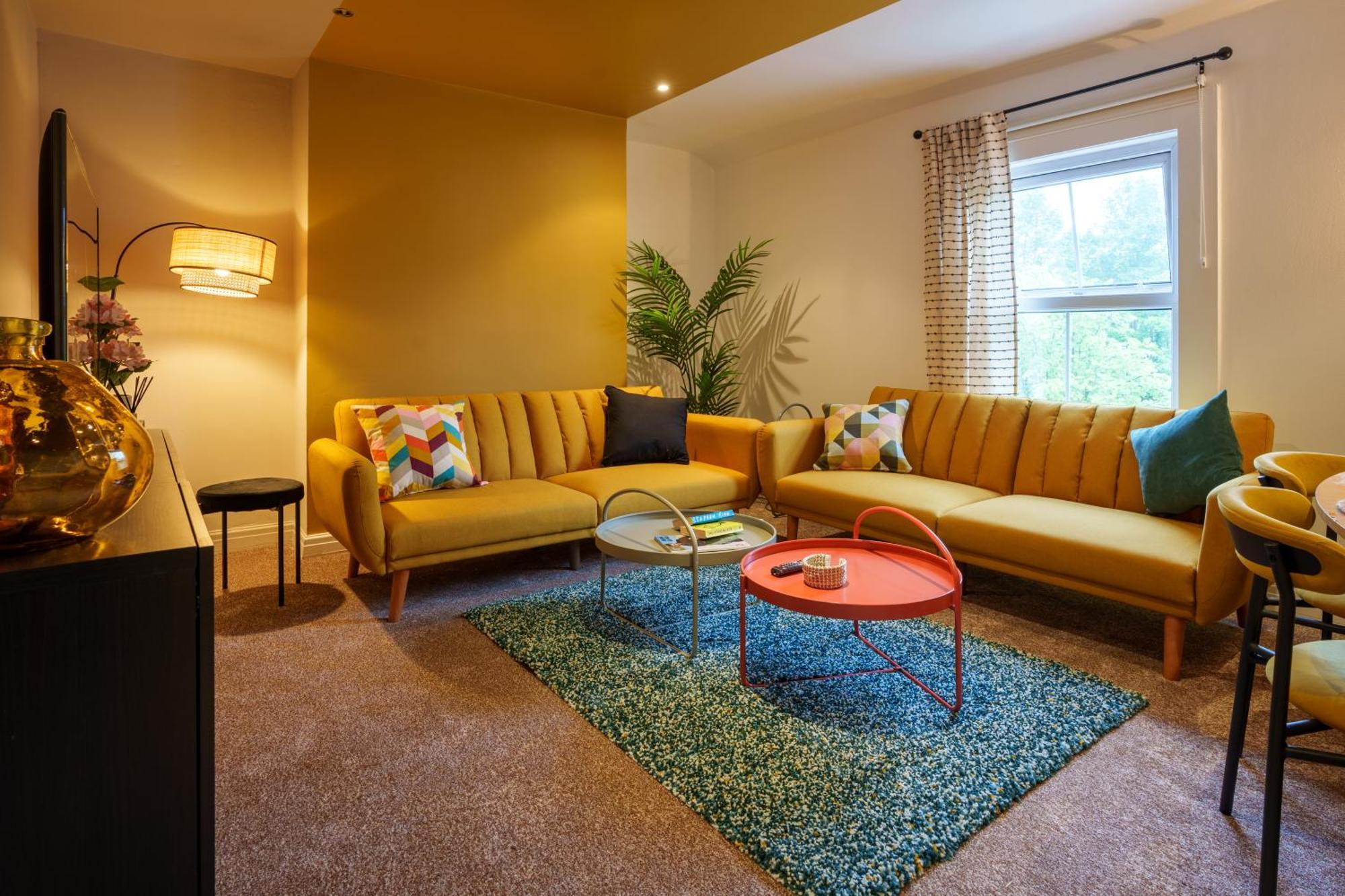 Stay With Airhgt @ Luxe Apartment In Central Харогейт Екстериор снимка