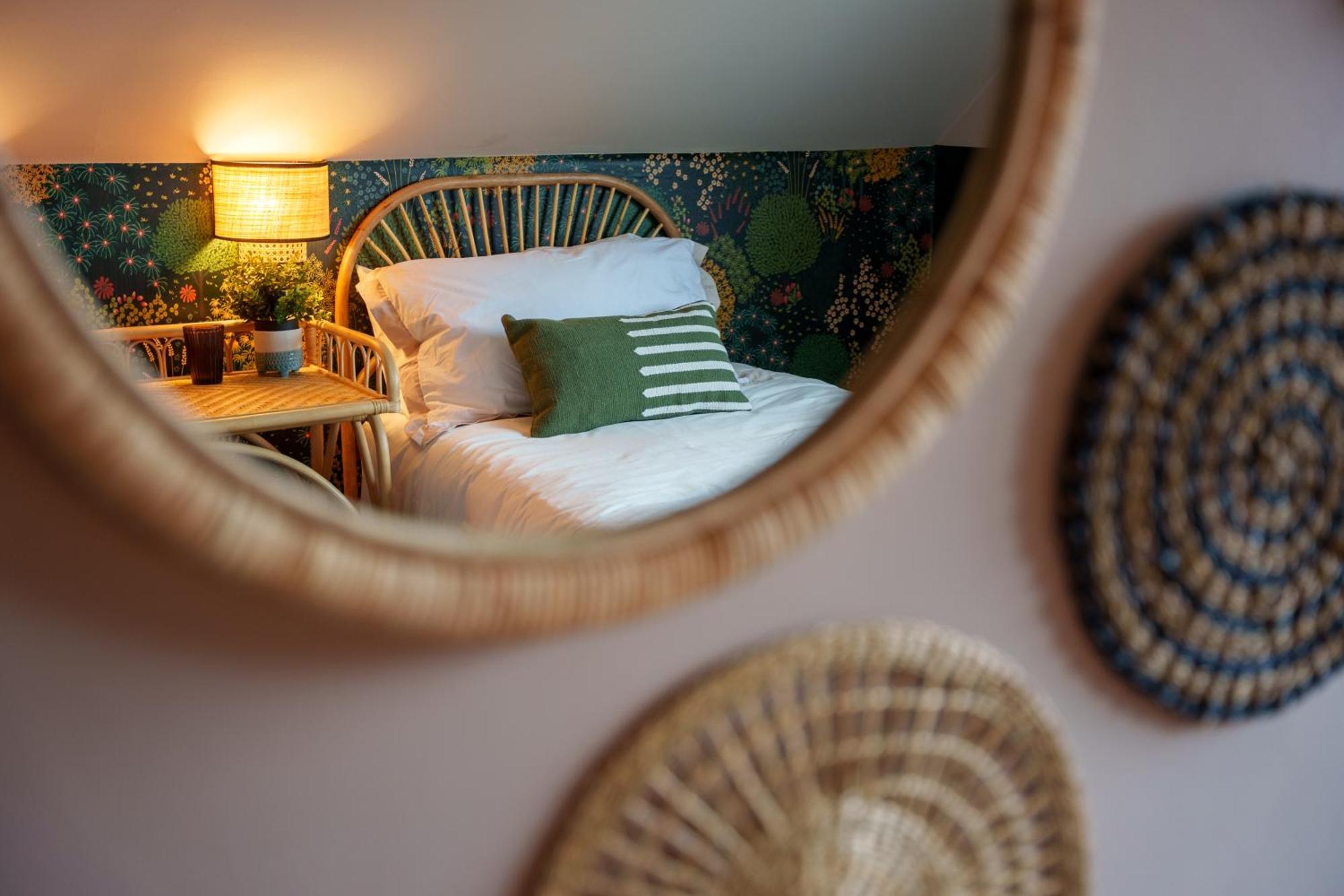 Stay With Airhgt @ Luxe Apartment In Central Харогейт Екстериор снимка